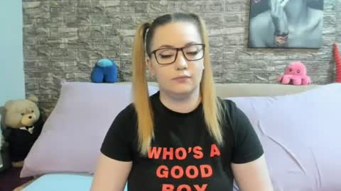 kalindahot online show from August 2026 06:02:01 PM