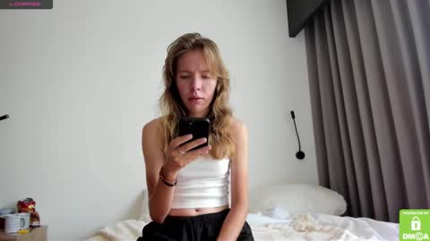 Snapshot of kalisee_ chatting on March 2026 05:24:02 AM Kalisee online show from March 2026 05:24:02 AM