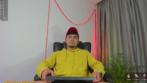 K A L I online show from October 2025 05:05:01 AM