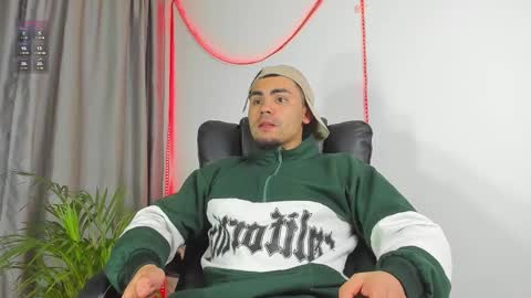 K A L I online show from November 2025 08:39:02 AM