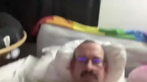 Snapshot of kallen87tm chatting on December 2024 04:27:02 AM Kyler online show from December 2024 04:27:02 AM