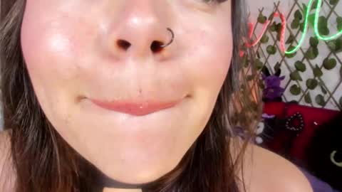 Snapshot of kalypzo_ chatting on February 2026 05:44:01 PM Kalypzo online show from February 2026 05:44:01 PM