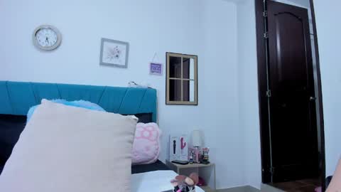 Kamilalopez online show from May 2026 11:10:01 PM