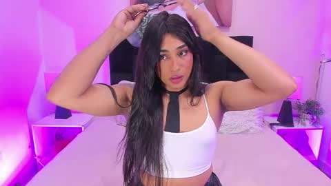 Kamell  online show from November 2025 01:10:02 PM