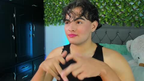 Snapshot of kami_22 chatting on February 2025 04:26:02 AM camilo independent model online show from February 2025 04:26:02 AM