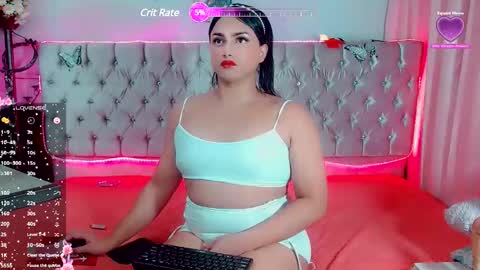Snapshot of kamila_hill chatting on February 2025 07:16:01 AM Kamila online show from February 2025 07:16:01 AM