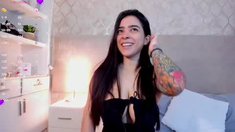 Snapshot of kamilabetancourt chatting on March 2026 01:14:01 PM Kamila Betancourt online show from March 2026 01:14:01 PM