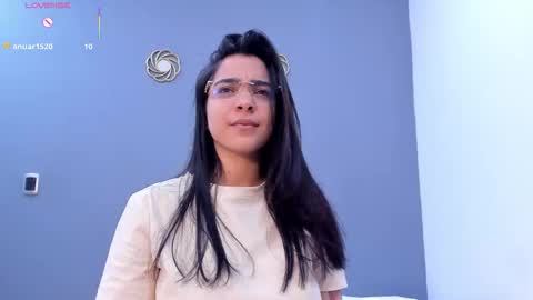 Kamila Betancourt online show from June 2026 01:38:02 PM