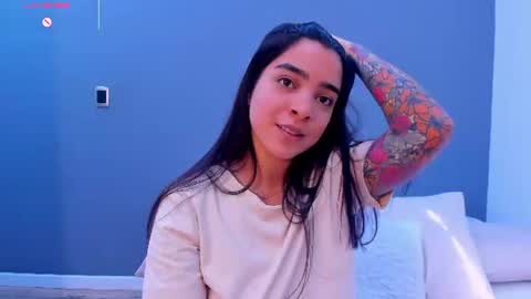 Kamila Betancourt online show from June 2026 01:54:02 PM