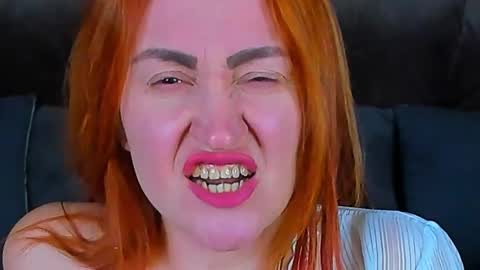 kamilahot25 online show from October 2025 06:27:02 PM