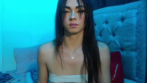 CAMILA SANTAMARIA online show from June 2026 11:00:01 PM