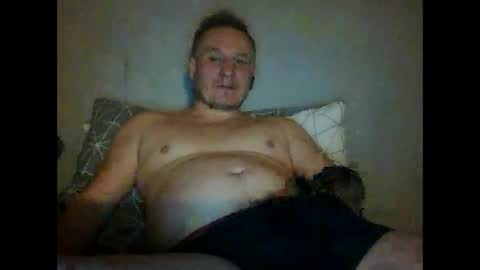 kamildemo online show from February 2026 12:48:01 AM