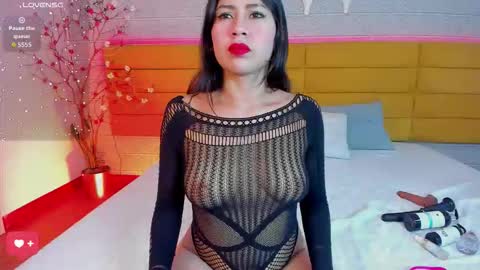   online show from October 2025 09:48:01 PM