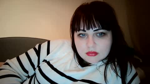 Snapshot of kamillalalove chatting on February 2025 09:09:01 PM KamillaLaLove online show from February 2025 09:09:01 PM