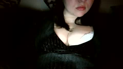 Snapshot of kamillalalove chatting on February 2025 08:11:02 PM KamillaLaLove online show from February 2025 08:11:02 PM