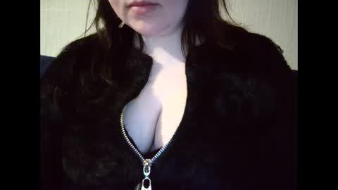 Snapshot of kamillalalove chatting on March 2025 04:54:02 PM KamillaLaLove online show from March 2025 04:54:02 PM