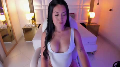 Snapshot of kamillaxx chatting on February 2025 03:16:01 PM Kamila online show from February 2025 03:16:01 PM