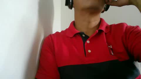 Snapshot of kamilo69_ chatting on February 2026 07:09:02 PM Kamilo online show from February 2026 07:09:02 PM