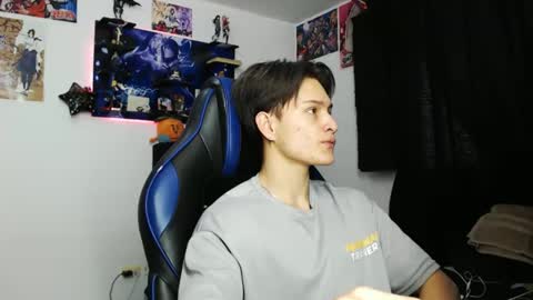 andres online show from October 2025 01:23:02 PM