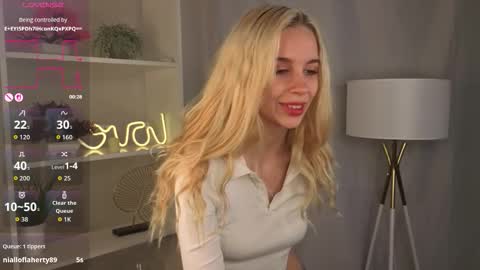 Snapshot of kaneshacornick chatting on October 2025 03:25:03 AM Alice online show from October 2025 03:25:03 AM