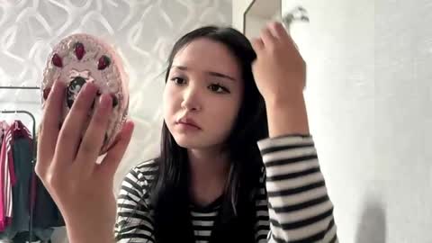 Lily online show from May 2026 09:15:01 AM