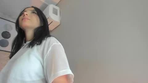 Kanna  online show from December 2025 10:32:02 AM