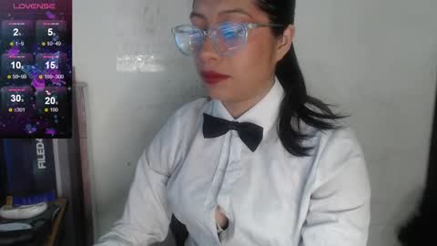 Snapshot of kanroji_mitsuri_11 chatting on December 2024 09:35:01 PM Sanctuary online show from December 2024 09:35:01 PM