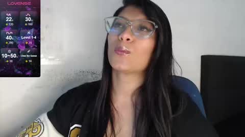 Snapshot of kanroji_mitsuri_11 chatting on January 2025 09:44:02 PM Sanctuary online show from January 2025 09:44:02 PM