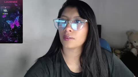 Snapshot of kanroji_mitsuri_11 chatting on January 2025 08:04:02 PM Sanctuary online show from January 2025 08:04:02 PM