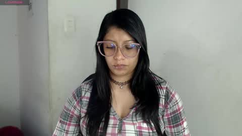 Snapshot of kanroji_mitsuri_11 chatting on October 2025 07:38:01 PM Sanctuary online show from October 2025 07:38:01 PM