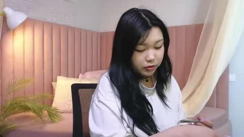 Rina online show from May 2026 01:33:02 AM
