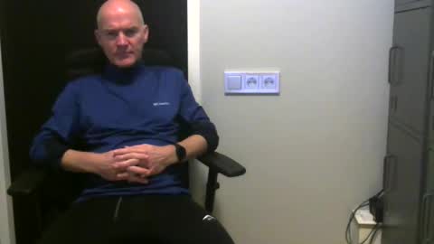 Robbie online show from December 2025 05:18:02 PM