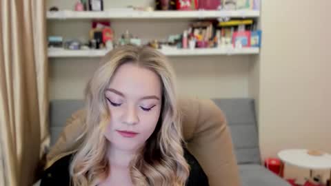 Snapshot of kara_smith_ chatting on February 2026 12:22:02 AM Kara. Off from 15th till 24th of December online show from February 2026 12:22:02 AM