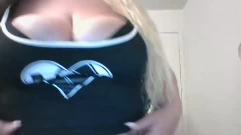 karamelbaby89 online show from May 2026 01:14:02 AM