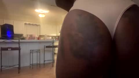 Snapshot of karamelkandy69 chatting on December 2024 03:40:02 AM Karamelkandy69 online show from December 2024 03:40:02 AM