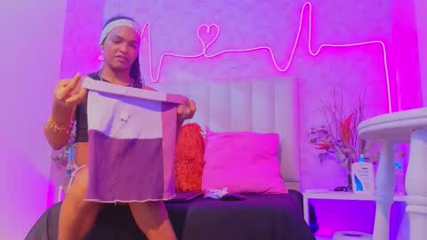 Snapshot of kardycastle7 chatting on October 2025 05:13:01 PM Kardy online show from October 2025 05:13:01 PM