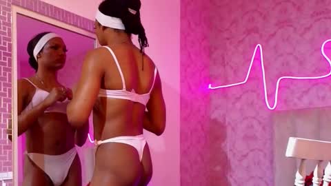 Snapshot of kardycastle7 chatting on November 2025 12:16:01 PM Kardy online show from November 2025 12:16:01 PM