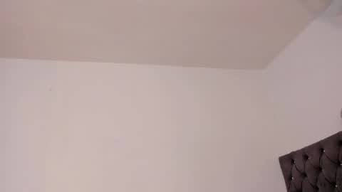 Snapshot of karely_laurent chatting on June 2026 08:14:02 PM karely_laurent online show from June 2026 08:14:02 PM