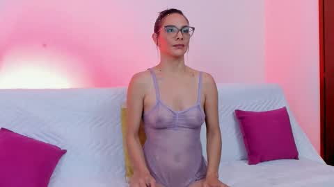 Karen online show from April 2026 01:50:01 AM