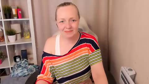 Karen online show from May 2026 12:00:01 PM