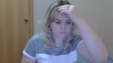 karennelsonx online show from March 2026 10:10:01 AM