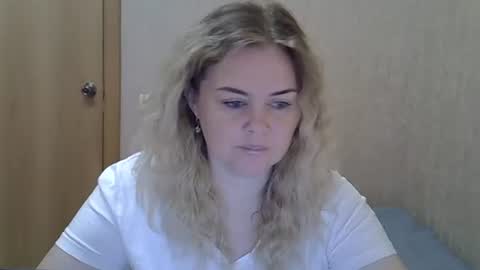 karennelsonx online show from June 2026 08:19:01 AM