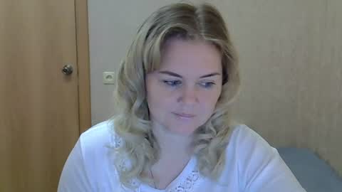 karennelsonx online show from June 2026 01:50:01 PM