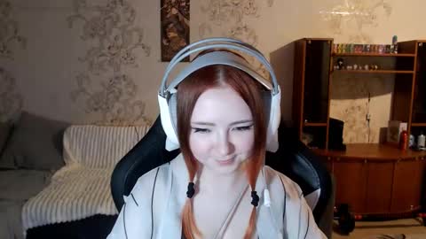 Lisa Backler online show from September 2025 04:21:01 PM