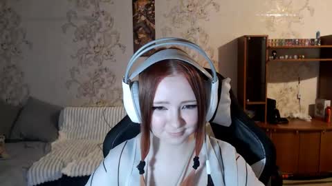 Lisa Backler online show from September 2025 04:22:02 PM