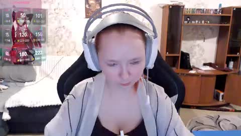 Lisa Backler online show from October 2025 04:17:02 PM