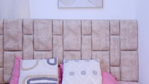 Snapshot of kariina_wong chatting on November 2025 09:27:01 PM kariina_wong online show from November 2025 09:27:01 PM