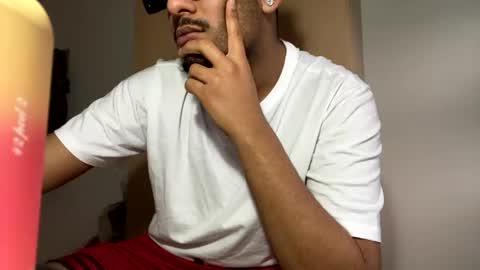 karim03larbi online show from January 2025 04:02:01 PM