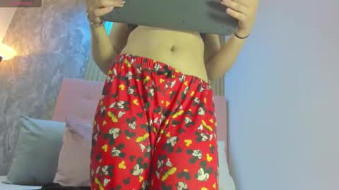 karina_carmona online show from December 2025 02:58:02 PM