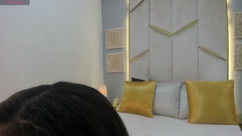 karinaacox online show from May 2026 12:32:01 PM